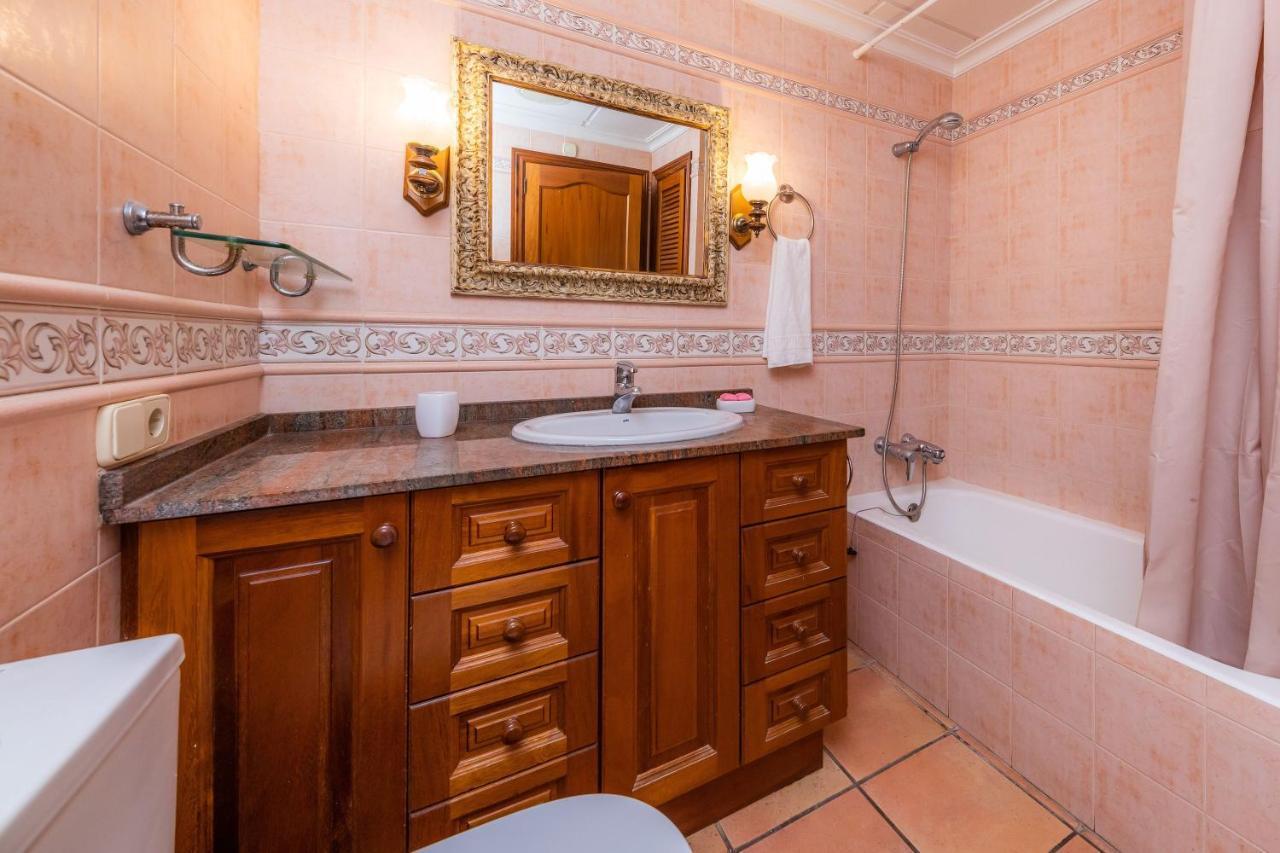 Dofi Villa Cala Millor  Exterior photo