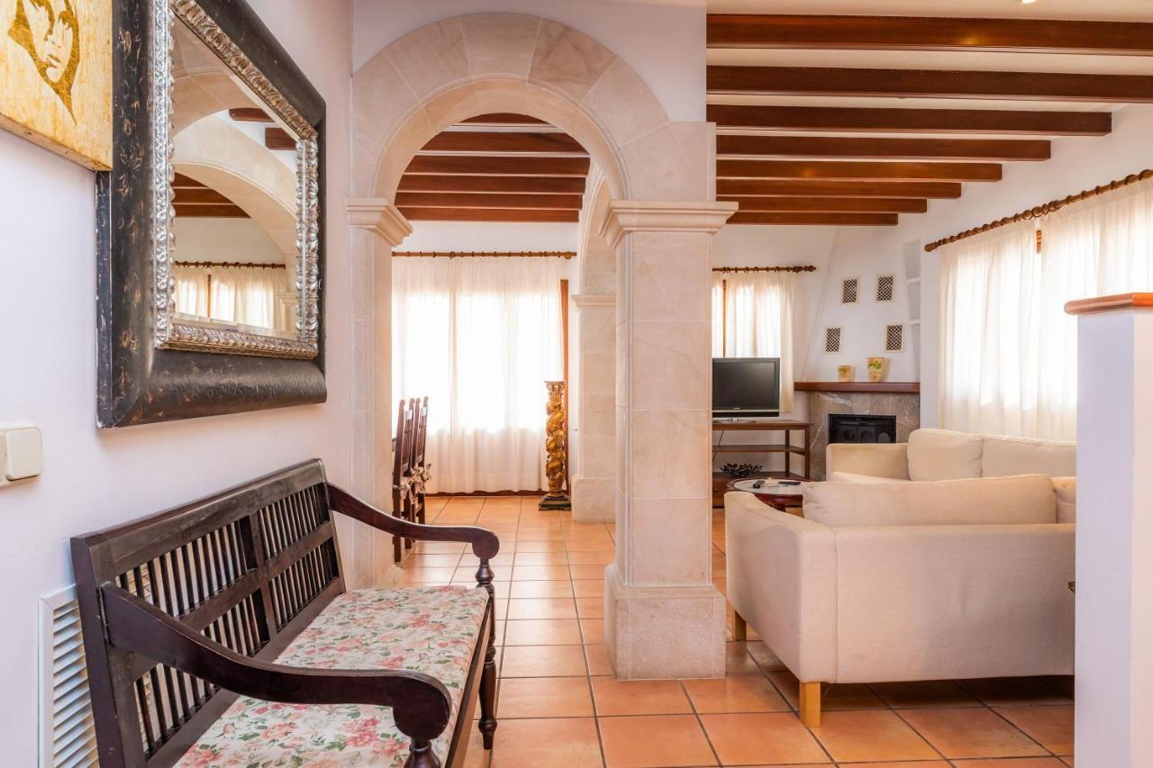 Dofi Villa Cala Millor  Exterior photo